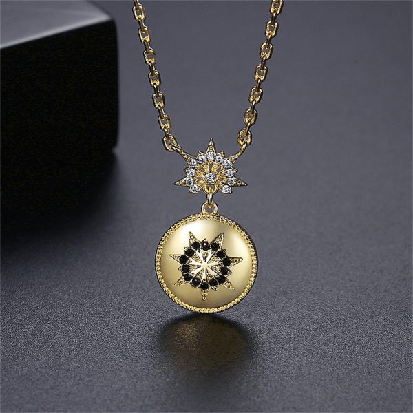 Black Cubic Zirconia & 18K Gold-Plated Floral Round Pendant Necklace Fashion