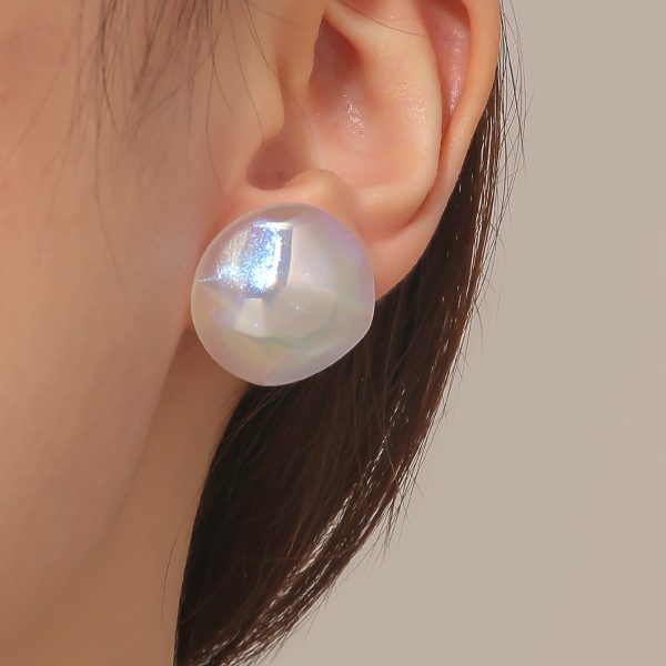 Iridescent Pearl & Silver-Plated Hammered Round Stud Earrings Online