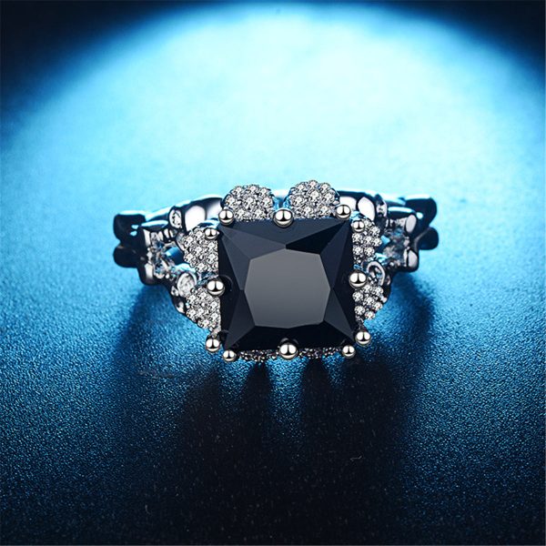 Black Crystal & Cubic Zirconia Skull Ring For Sale