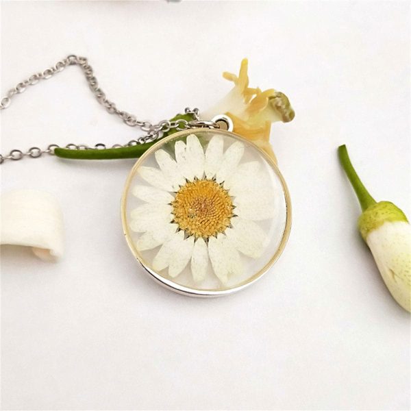 White & Yellow Pressed Mum Round Pendant Necklace Hot on Sale