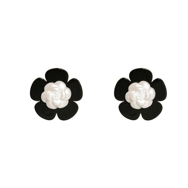 Black & White Floral Stud Earrings For Sale