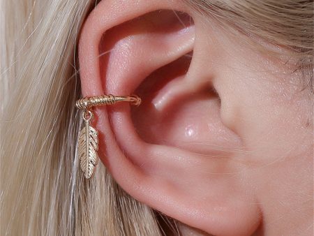 18K Gold-Plated Feather Charm Ear Cuff Supply