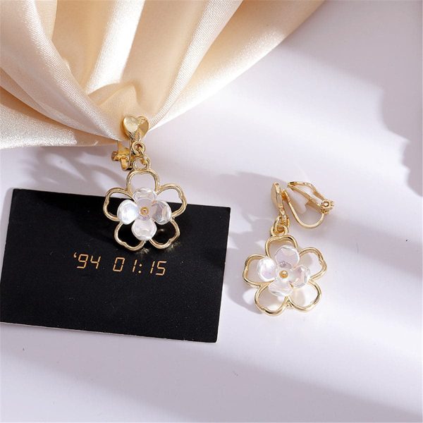 White & Gold-Plated Flower Clip-On Earrings Online Hot Sale