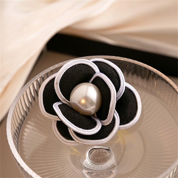 Black & White Camellia Brooch Online Hot Sale