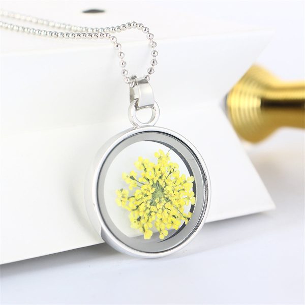 Yellow Gypsophila & Silver-Plated Resin Round Pendant Necklace Online Sale