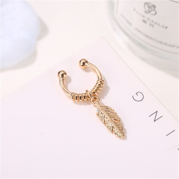 18K Gold-Plated Feather Charm Ear Cuff Supply