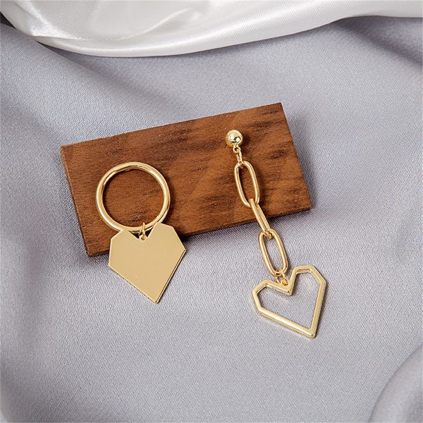 18K Gold-Plated Heart Cable Chain Mismatched Drop Earrings on Sale