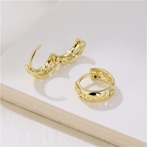 18K Gold-Plated Openwork Flower Huggie Earrings Discount