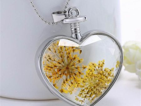 Yellow Pressed Gypsophila & Silver-Plated Heart Pendant Necklace Hot on Sale