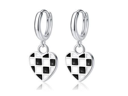 Black & White Checkerboard Heart Drop Earrings Online Hot Sale