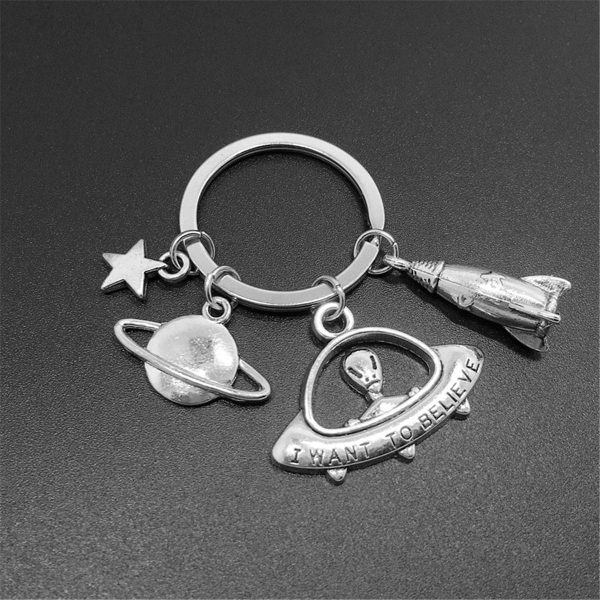 Silver-Plated  I Want To Believe  Alien Key Chain Online now