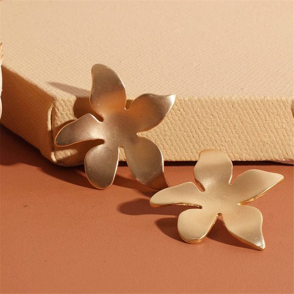 18K Gold-Plated Tropical Flower Stud Earrings Supply