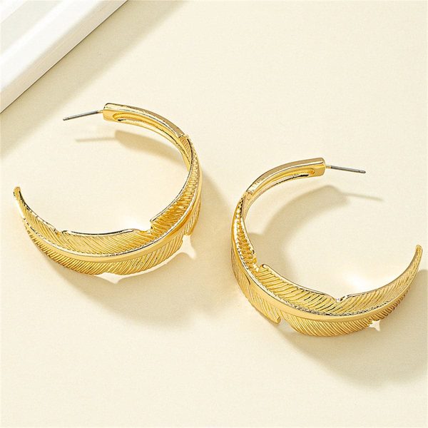 18K Gold-Plated Feather Hoop Earrings For Sale