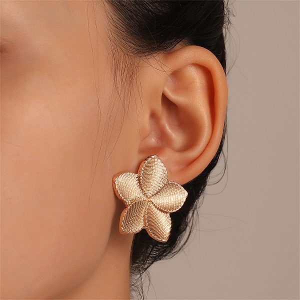 18K Gold-Plated Textured Flower Stud Earrings Fashion