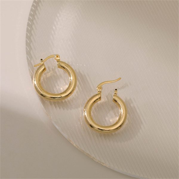 18K Gold-Plated Smooth Tube Huggie Earrings Fashion