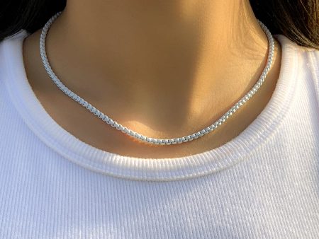 White Enamel & Silver-Plated Chain Necklace Supply